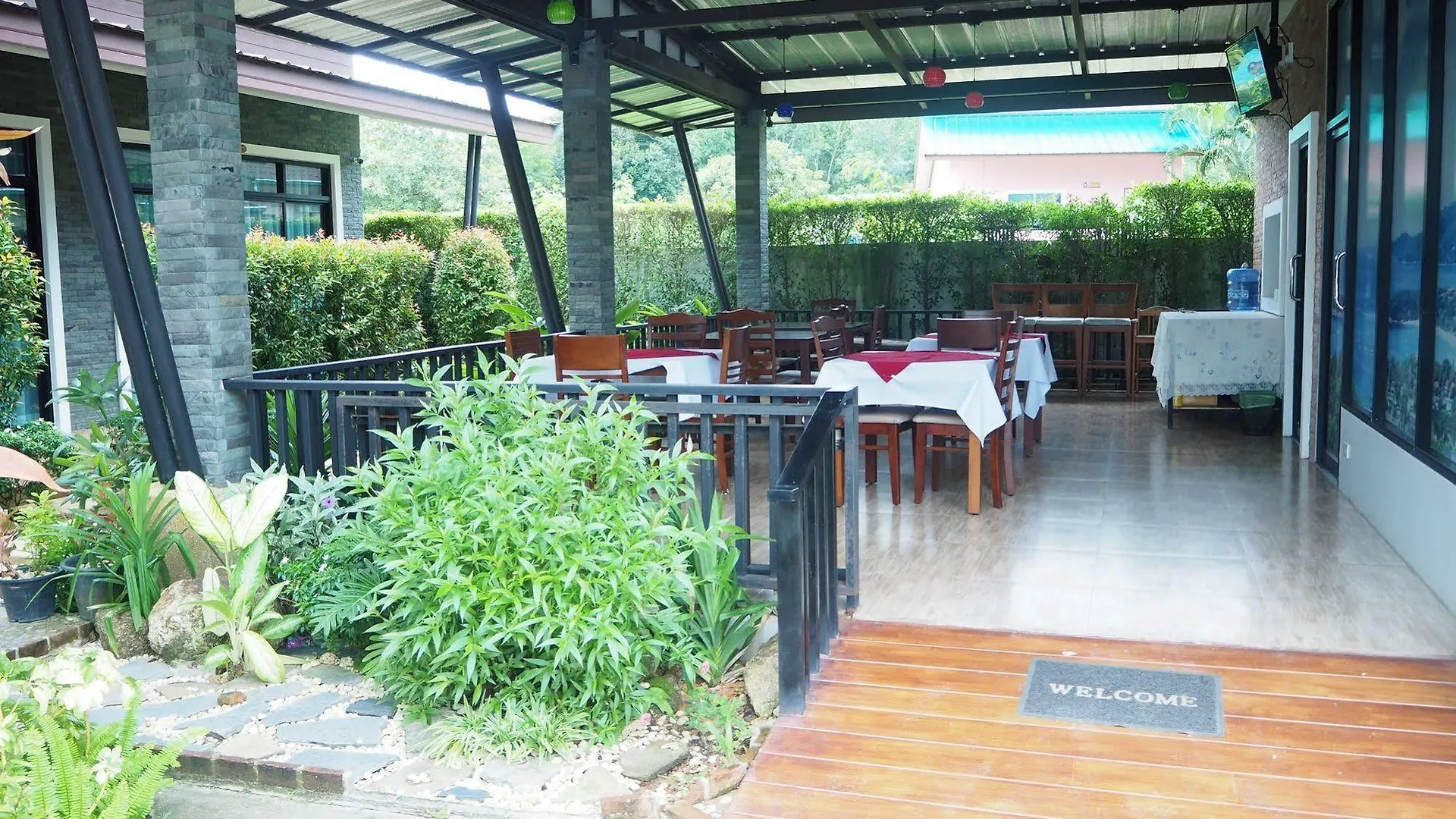 Jinda Resort Nai Yang Beach Thailand